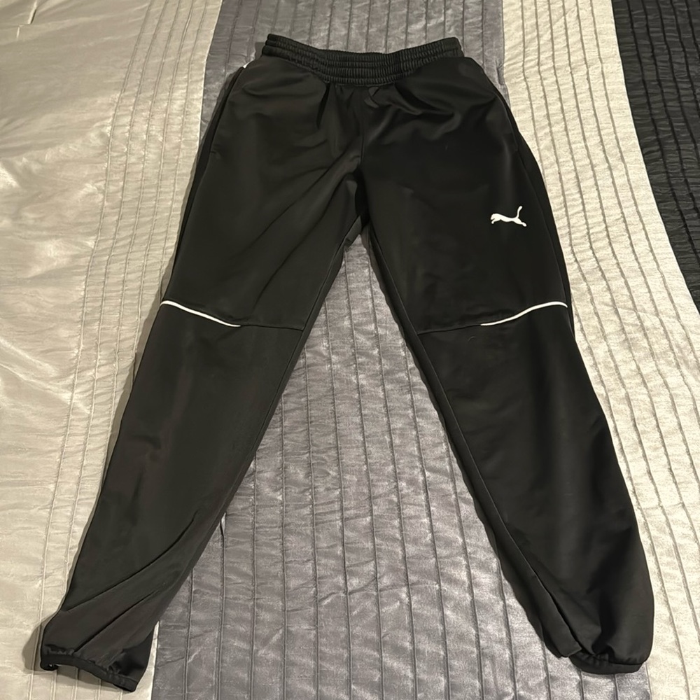 Puma, black-and-white, medium, ankle, zippers, athletic